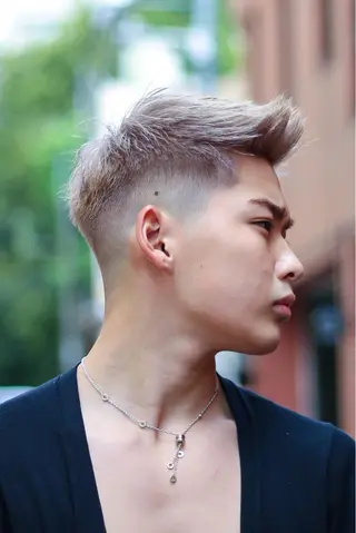 ショート カラー パーマ ヘアアレンジ メンズ キッズ ネイル マツエク・マツパ アイブロウ メンズ専門/パーマ/ フェード/みづきのヘアスタイル