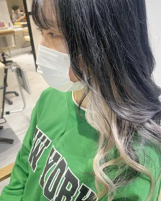 セミロング デザイン🥇複雑履歴 ハイトーン特化のヘアスタイル