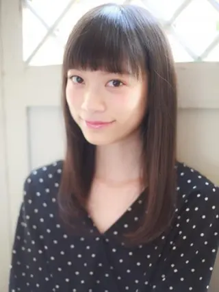 ショート 江原 彩華のヘアスタイル