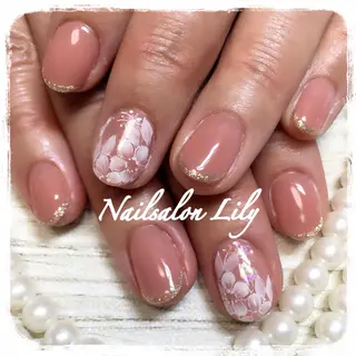ネイル Nailsalon Lilyのネイルデザイン