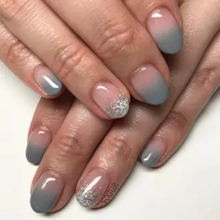 ネイル VOGUE ×SWANのネイルデザイン