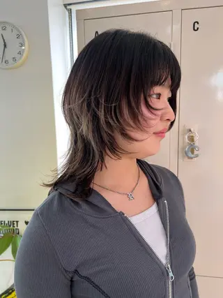 ミディアム 💥ウルフカット デザインあんな💥のヘアスタイル