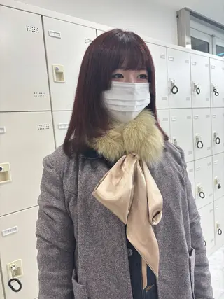 セミロング 韓国ヘア/ブリーチ無 しWカラー/オリーブのヘアスタイル