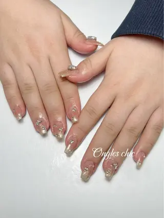 ネイル ongles chicのネイルデザイン