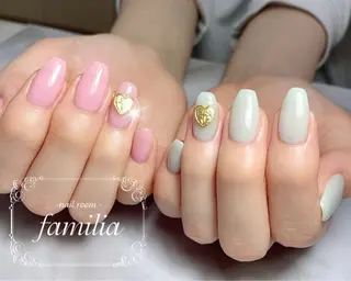 ネイル -nailroom- familiaのネイルデザイン
