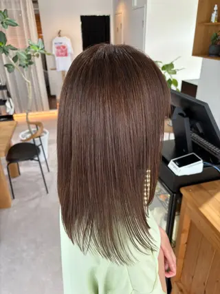 カラー aina / n.w.hのヘアスタイル