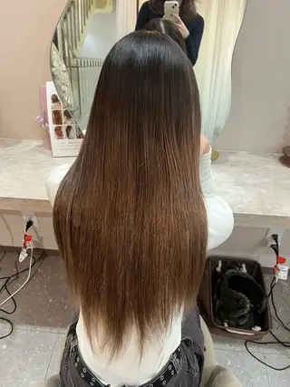 ロング ヘアアレンジ Mila Akariのヘアスタイル