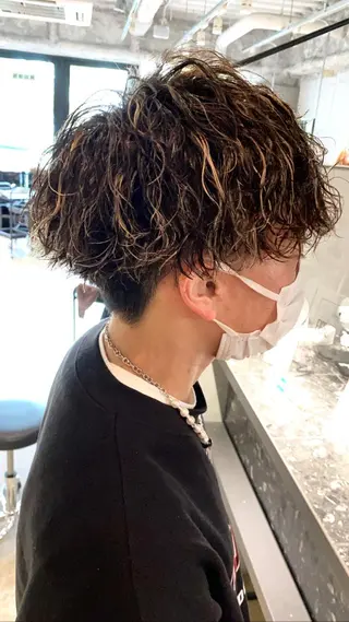 ショート パーマ 村里 大輔のヘアスタイル