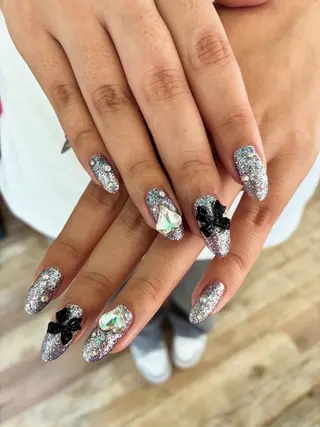 ネイル Atelier Nail所属・Atelier HIKARIのネイルデザイン