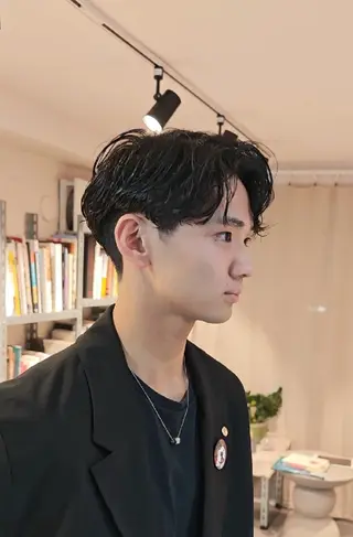 メンズ パーマ ショート 24時まで営業🌛東 陽町🍀静かに丁寧にのヘアスタイル