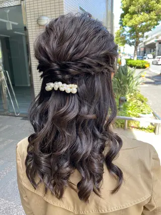 セミロング ヘアアレンジ 💖ハイライト/ハイ トーン💖MIKIのヘアスタイル