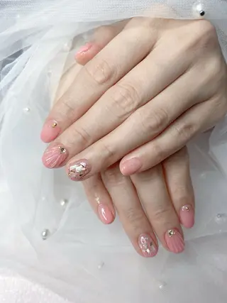 ネイル ホウ エンのネイルデザイン