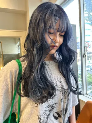 ロング sliver マツイ　レンのヘアスタイル