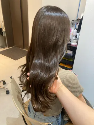 ロング ✨色持ちの良い艶 カラー✨蟹江真世のヘアスタイル