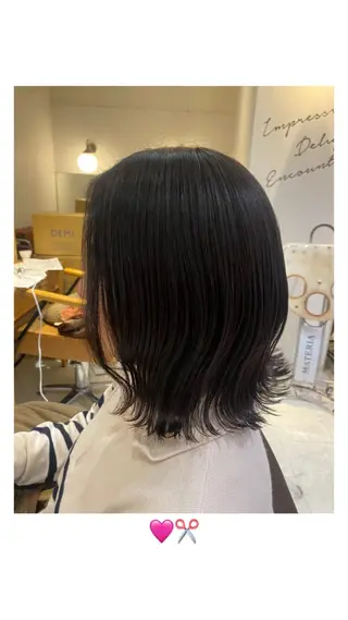 ミディアム 林 菜々子のヘアスタイル