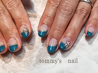ネイル tommy's nail所属・福岡/若よもぎ蒸し 全身美容が叶うサロンのネイルデザイン