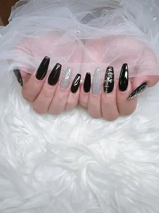 ネイル 高島 夏海のネイルデザイン