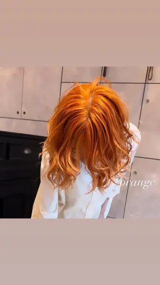 セミロング カラー 💜ハイトーン💛 マジカルかいちゃんのヘアスタイル