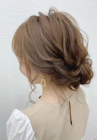 ヘアアレンジ GRANLUSSO 〜グランルッソ駅前店所属・木口 嘉美のヘアスタイル