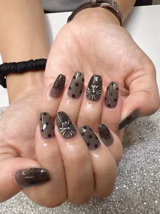 ネイル Guarendo錦糸町店所属・ガレンドウ 白澤 愛子のネイルデザイン