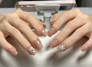 ネイル 高木 維麗絲のネイルデザイン