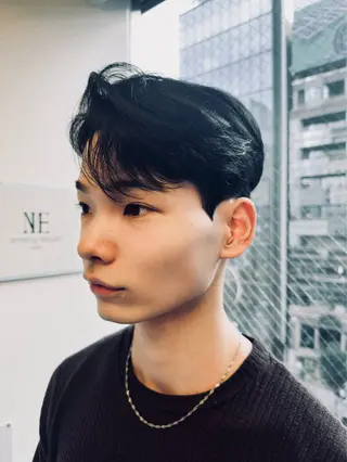 ショート パーマ メンズ メンズ職人/センター パート/富沢真斗のヘアスタイル