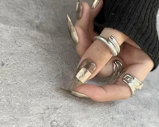 ネイル Ray. ちゅるん系ニュアンスのネイルデザイン