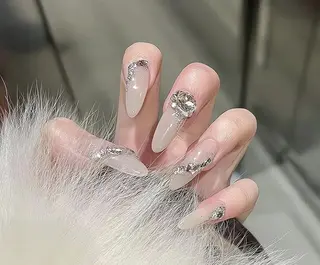 ネイル AB マツエクネイルサロンのネイルデザイン