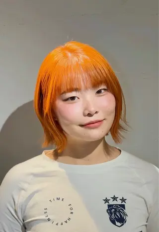 ショート カラー MINT Moeのヘアスタイル
