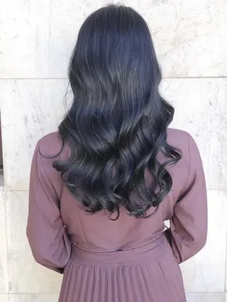 ロング カラー Natural所属・小柳 公邦のヘアスタイル