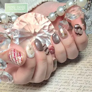 ネイル 占いができるネイルサロン「ネイルベル」所属・さいとう りなのネイルデザイン