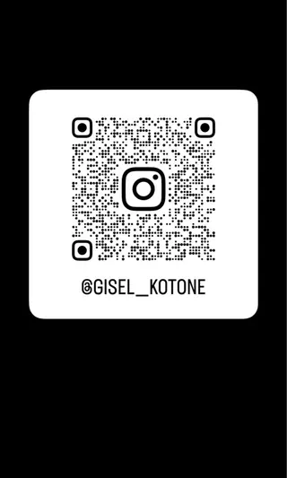 ショート カラー GiseL kotoneのヘアスタイル