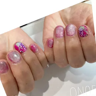 ネイル 園 寛子 （ネイリスト）のネイルデザイン