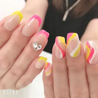 ネイル Azulsou 廣川愛のネイルデザイン