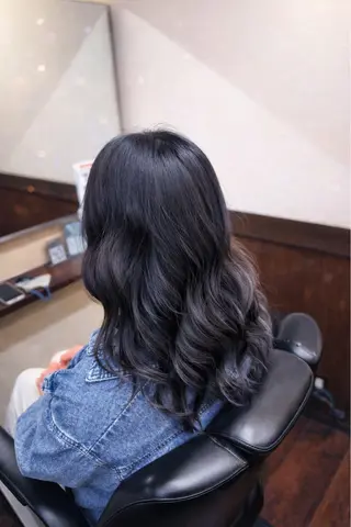 ミディアム 鈴木 晴紀のヘアスタイル