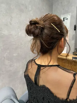 セミロング ヘアアレンジ 黒岩 梨沙のヘアスタイル