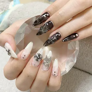 ネイル 💅fleur Ayumiのネイルデザイン