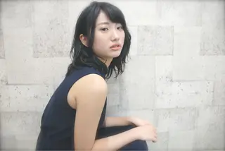 ミディアム インナーカラー/天神 ブリーチ/吉田のヘアスタイル