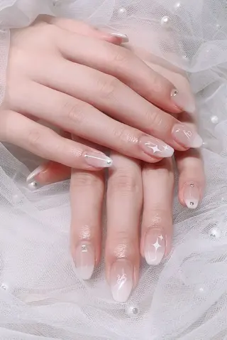 ネイル 🌼リオナ ♥️のネイルデザイン