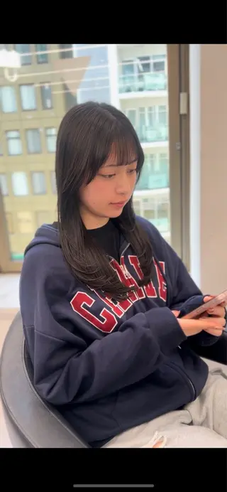 セミロング カラー パーマ ヘアアレンジ メンズ キッズ 🦋韓国レイヤー｜ 透明感グレージュ🦋のヘアスタイル