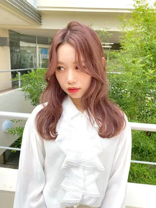 カラー mizuki/ピンク ベージュ.レイヤーのヘアスタイル