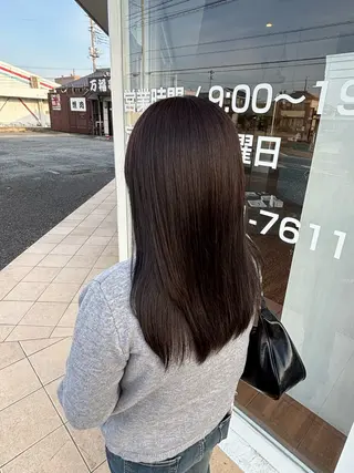 ロング レディースレイヤー× 透明感カラー/紗彩のヘアスタイル