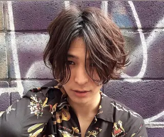 ミディアム カラー パーマ RUKA 美容院×ネイリストのヘアスタイル