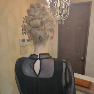 ヘアアレンジ ロング 田井中 悠紀のヘアスタイル