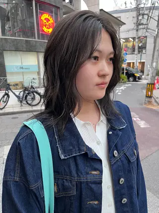 ミディアム カラー ナチュラルなhair / ヨシダトモキのヘアスタイル