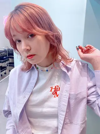 ミディアム カラー 岡野 静華のヘアスタイル