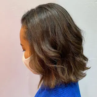 ショート カラー 艶•透明感カラー フィーシーのヘアスタイル