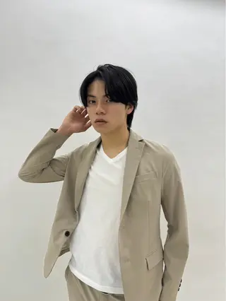 ショート 山中 瞬のヘアスタイル