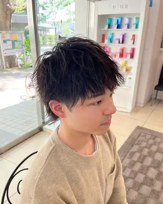 ショート パーマ メンズ 韓国風メンズ/毛流れ ヘアなら須田龍世のヘアスタイル