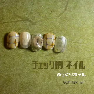 ネイル フリーランス¨̮⃝ ネイリストOKADAのネイルデザイン